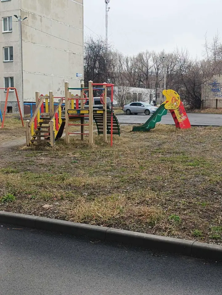 Миасс: Уютная квартира на Циолковского, 16