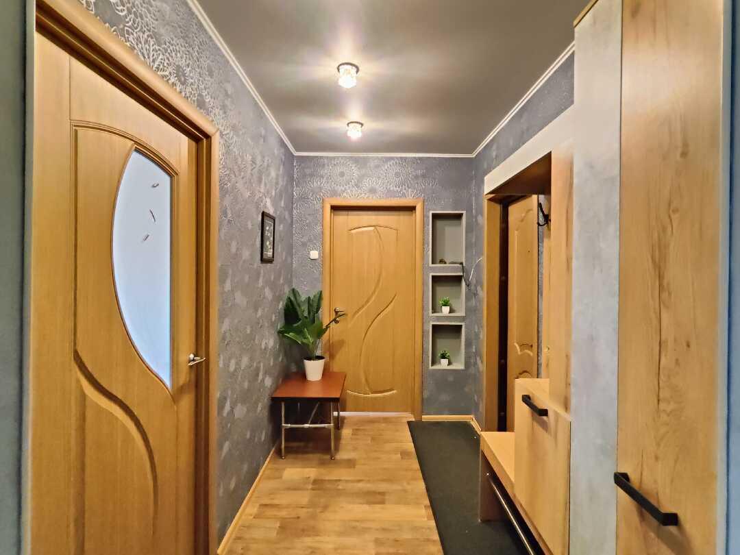 Миасс: Уютная квартира на Циолковского, 16