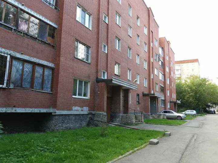 Екатеринбург: NeVotele (НеВотеле) на улице Буторина 3А