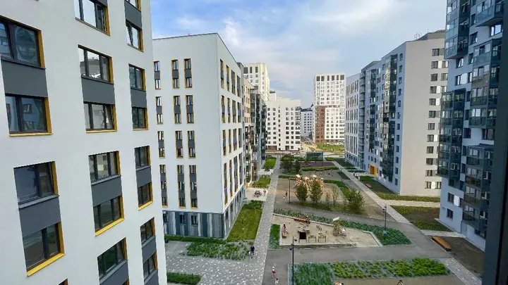 Екатеринбург: NeVotele (НеВотеле) на улице Чемпионов 15