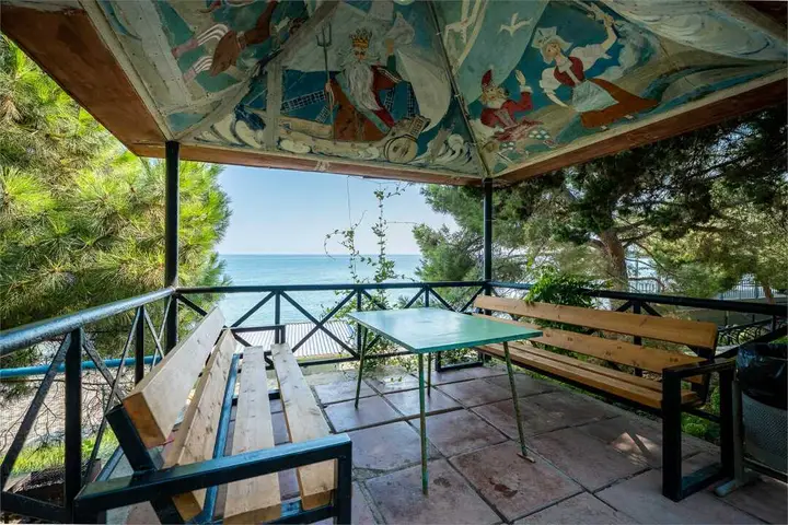 carousel image 3