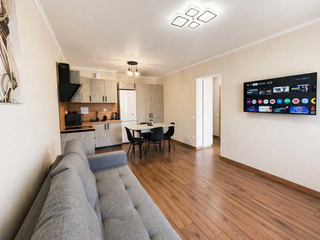 Анапа: Family Space: квартира с кухней-гостиной для семьи, вид на море и горы