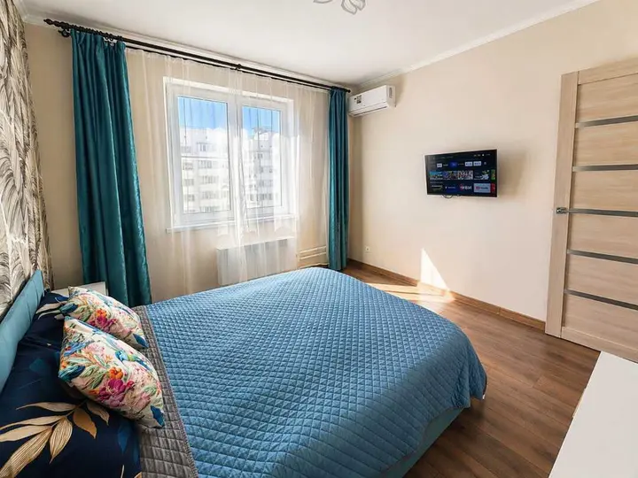 Анапа: Family Space: квартира с кухней-гостиной для семьи, вид на море и горы