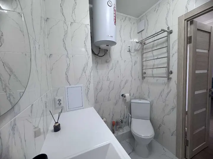 Анапа: Family Space: квартира с кухней-гостиной для семьи, вид на море и горы