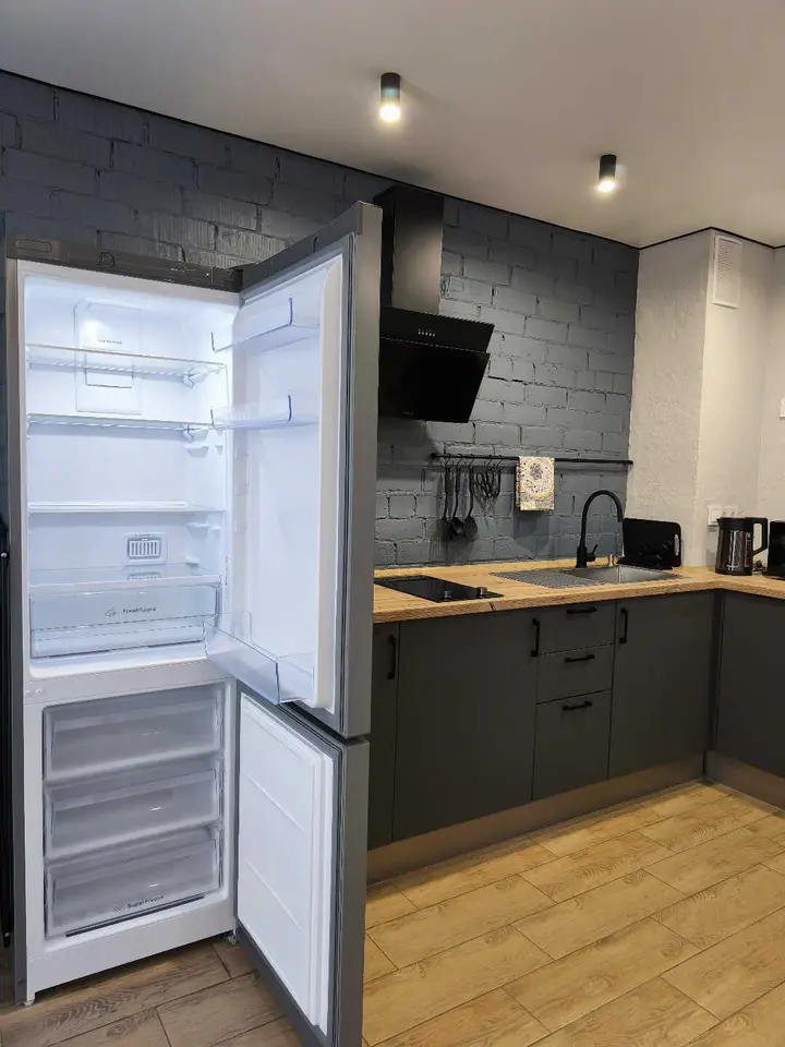 Тольятти: Уютная студия "Код Комфорта" в доме на набережной