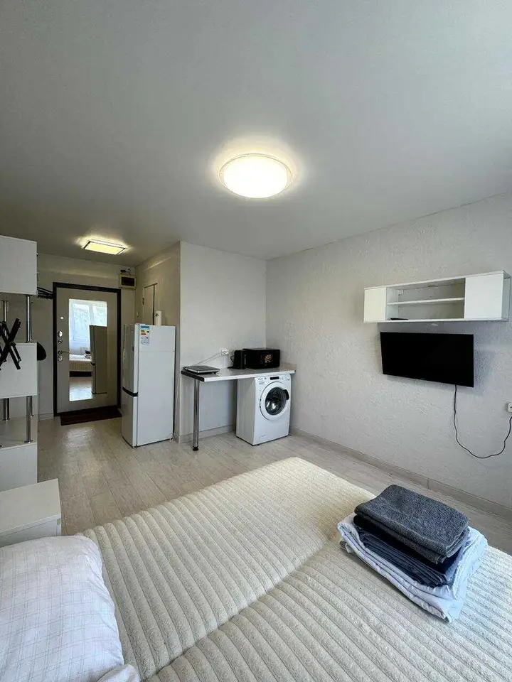 carousel image 4