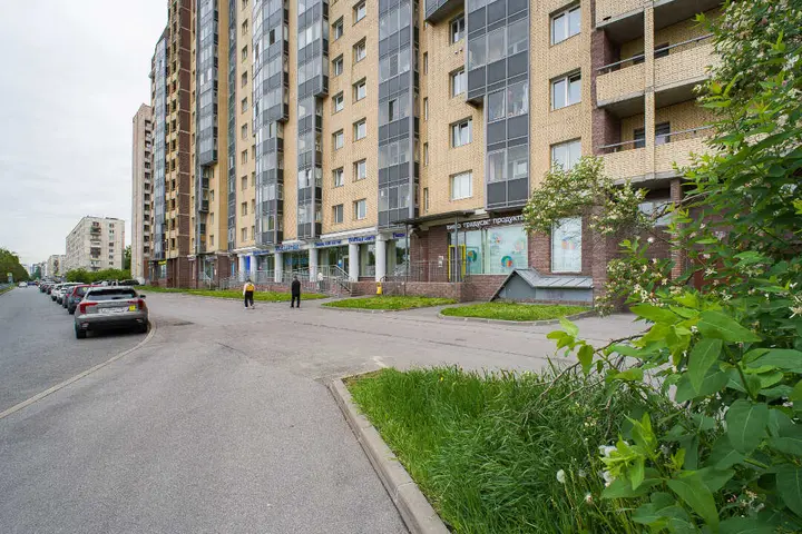 Санкт-Петербург: Уютная 1-комнатная квартира у метро Дыбенко